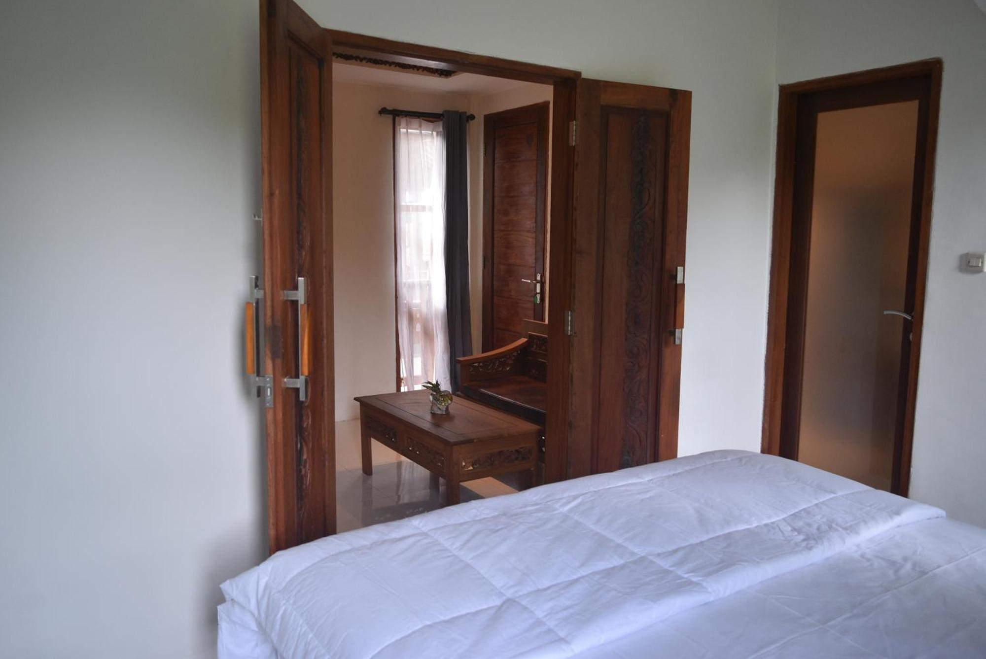 Ketut Joglo Guest House Nusa Dua  Bagian luar foto